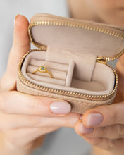 Cargar imagen en el visor de la galería, Kate Ring