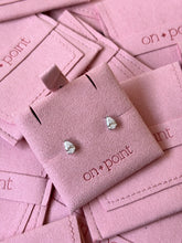 Cargar imagen en el visor de la galería, Gota Earrings (Moissanita 0.5 ct)
