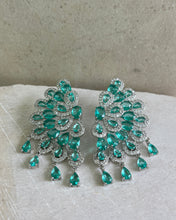 Cargar imagen en el visor de la galería, Cecile Earrings
