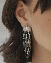 Cargar imagen en el visor de la galería, Saga Earrings
