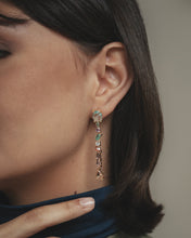 Cargar imagen en el visor de la galería, Fedora Earrings
