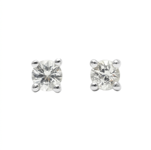 Cargar imagen en el visor de la galería, White Sapphire Earrings
