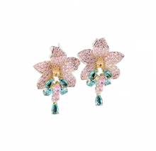 Cargar imagen en el visor de la galería, Lex Earrings
