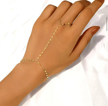 Cargar imagen en el visor de la galería, Slave Dot Bracelet
