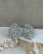 Cargar imagen en el visor de la galería, Florence Earrings
