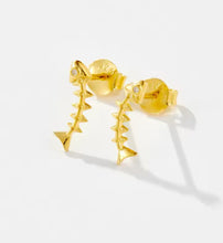 Cargar imagen en el visor de la galería, Fish Earrings
