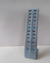 Cargar imagen en el visor de la galería, Crown Earring
