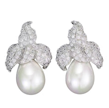 Cargar imagen en el visor de la galería, Tania Earrings
