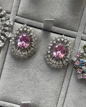 Cargar y reproducir el video en el visor de la galería, Alai Earrings
