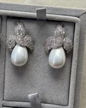 Cargar y reproducir el video en el visor de la galería, Tania Earrings
